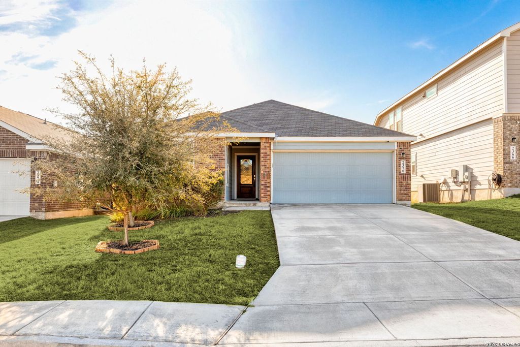 2370 Bullfinch, New Braunfels, TX 78130