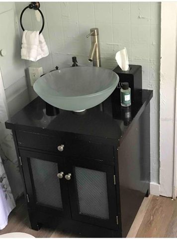 2905 W CHERRY STREET, Tampa, FL 33607