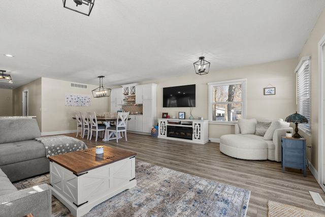 11309 Sunset Point Drive, Plainwell, MI 49080