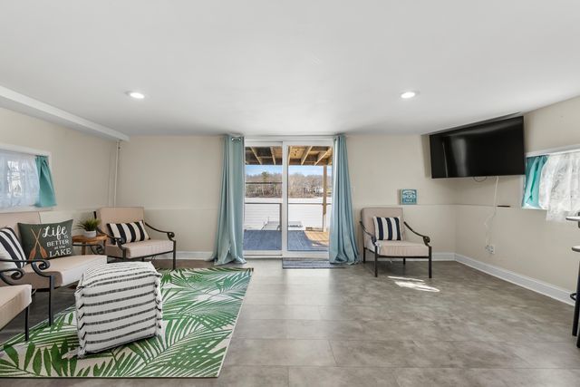 11309 Sunset Point Drive, Plainwell, MI 49080