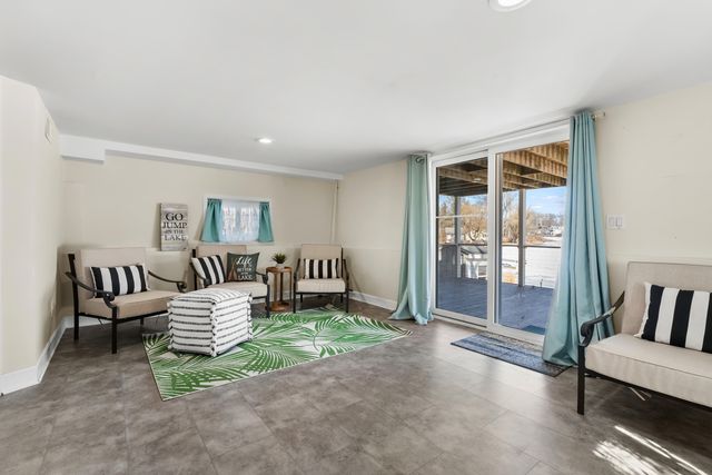 11309 Sunset Point Drive, Plainwell, MI 49080