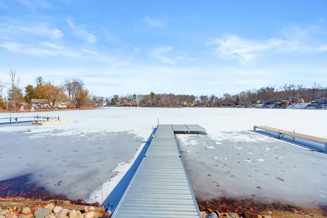 11309 Sunset Point Drive, Plainwell, MI 49080