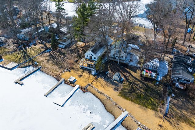 11309 Sunset Point Drive, Plainwell, MI 49080