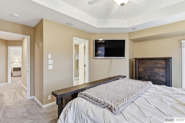 18202 Howard Street, Elkhorn, NE 68022