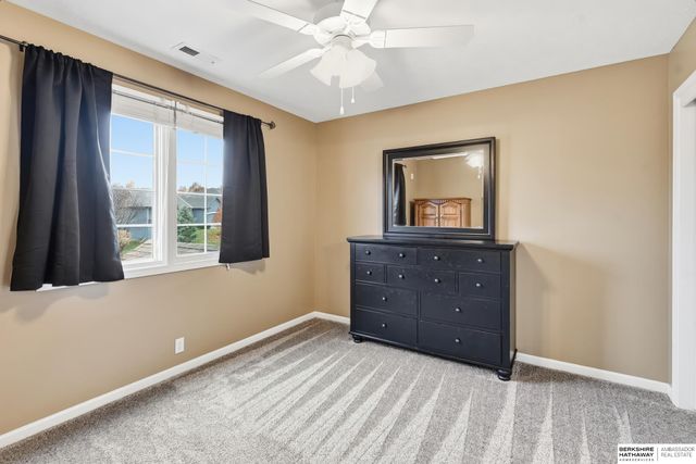 18202 Howard Street, Elkhorn, NE 68022