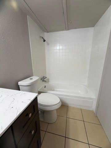 10001 Westpark Drive 58, Houston, TX 77042