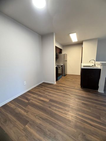 10001 Westpark Drive 58, Houston, TX 77042