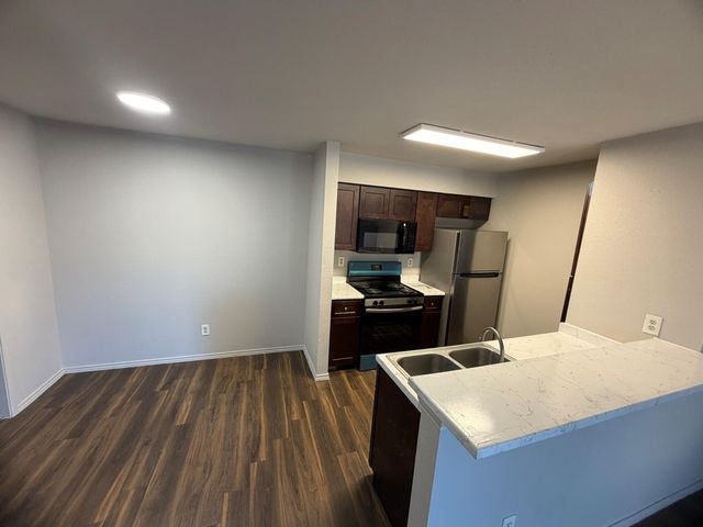 10001 Westpark Drive 58, Houston, TX 77042