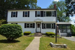 14 Birchwood Road, Wilmington, MA 01887