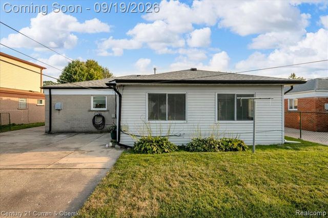32660 Fairchild Street, Westland, MI 48186