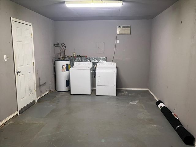 4 Hollywood DR, Lampasas, TX 76550