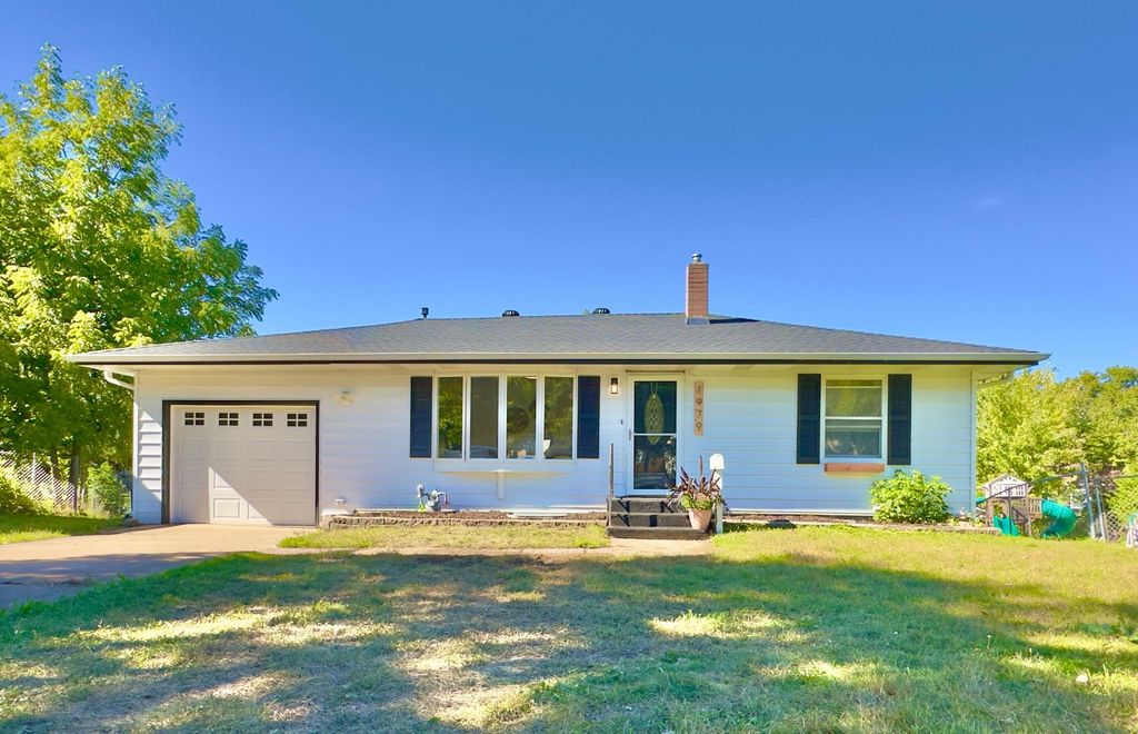 1979 Memory Lane, North Saint Paul, MN 55109 — exterior