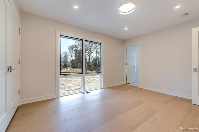 7400 Melody Lane, Bloomfield Hills, MI 48301