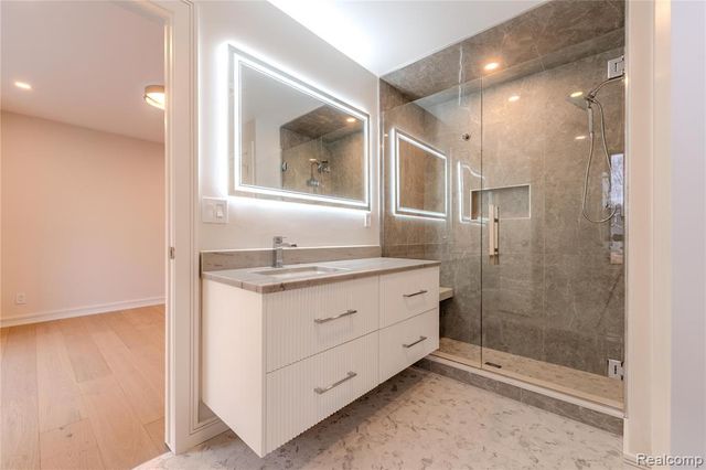 7400 Melody Lane, Bloomfield Hills, MI 48301