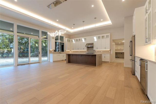 7400 Melody Lane, Bloomfield Hills, MI 48301