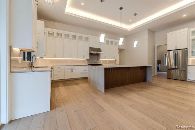 7400 Melody Lane, Bloomfield Hills, MI 48301