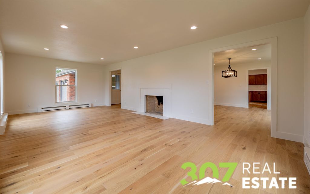 50 Dale Dr, Cody, WY 82414 photo 5