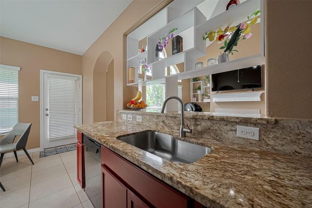 3400 Borden Gully Drive, Dickinson, TX 77539