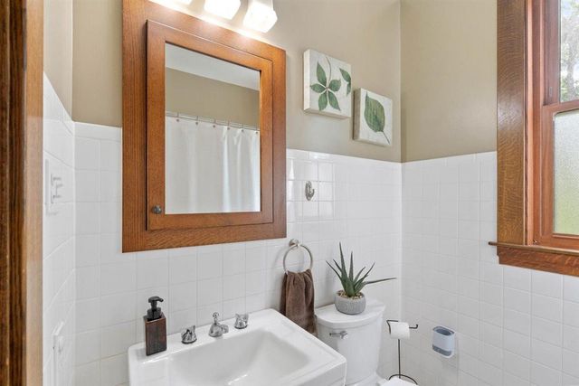 323 S Central Avenue, Richland Center, WI 53581