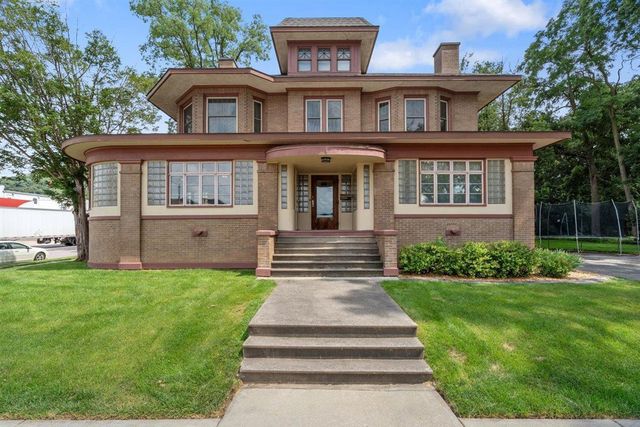 323 S Central Avenue, Richland Center, WI 53581