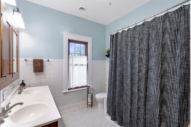 323 S Central Avenue, Richland Center, WI 53581