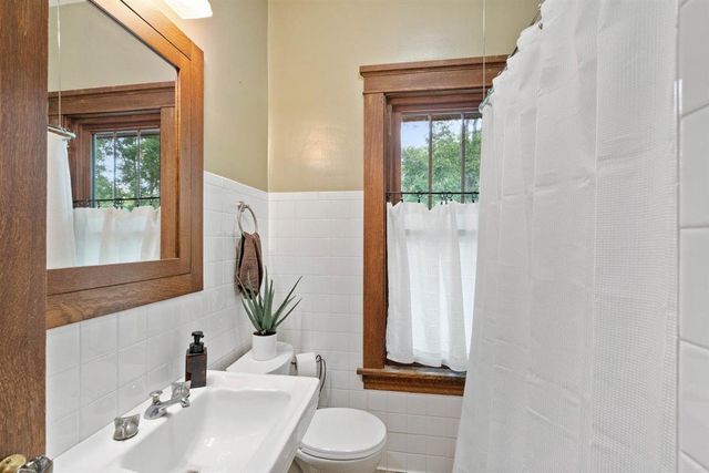 323 S Central Avenue, Richland Center, WI 53581