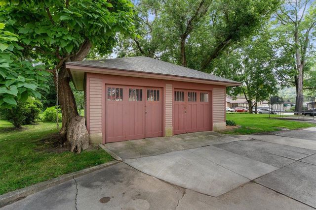 323 S Central Avenue, Richland Center, WI 53581