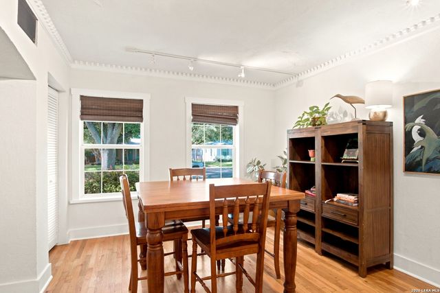 131 Harmon, San Antonio, TX 78209