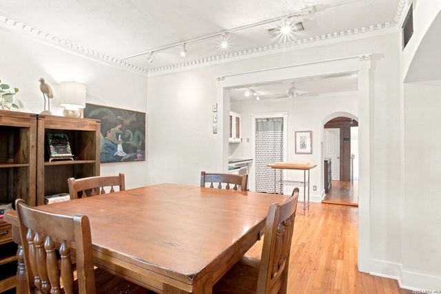 131 Harmon, San Antonio, TX 78209
