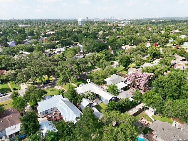 131 Harmon, San Antonio, TX 78209
