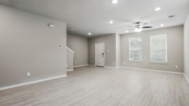 3112 MAPLE ORCHARD Lane, Fort Worth, TX 76140