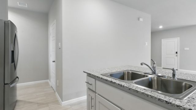 3112 MAPLE ORCHARD Lane, Fort Worth, TX 76140