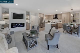 3441 Tice Creek Dr 5, Walnut Creek, CA 94595