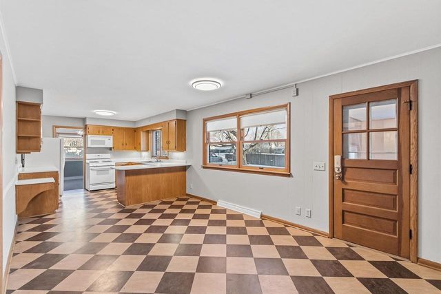 126 Ellickson Street, Arlington, WI 53911