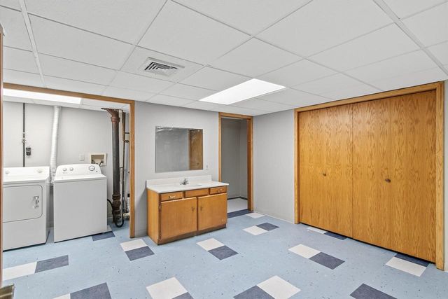 126 Ellickson Street, Arlington, WI 53911