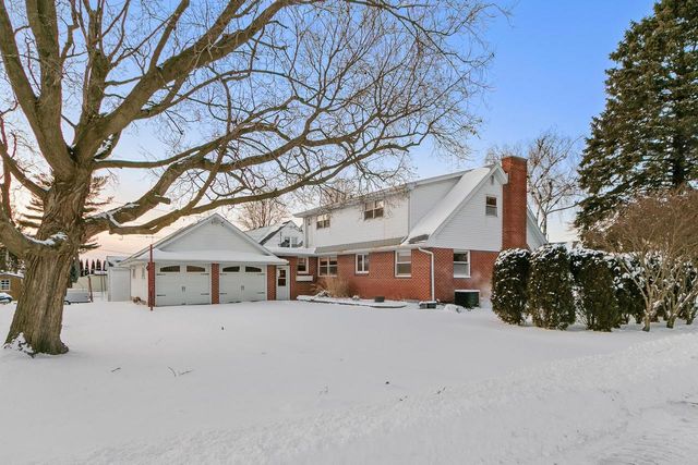 126 Ellickson Street, Arlington, WI 53911