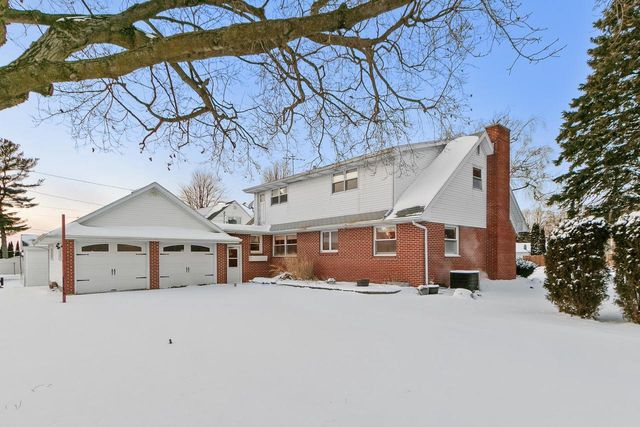 126 Ellickson Street, Arlington, WI 53911