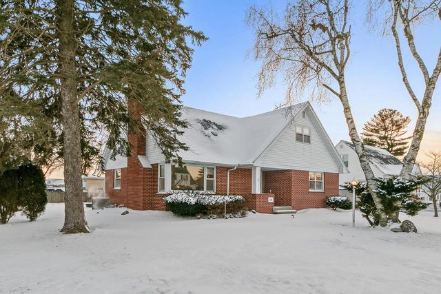 126 Ellickson Street, Arlington, WI 53911