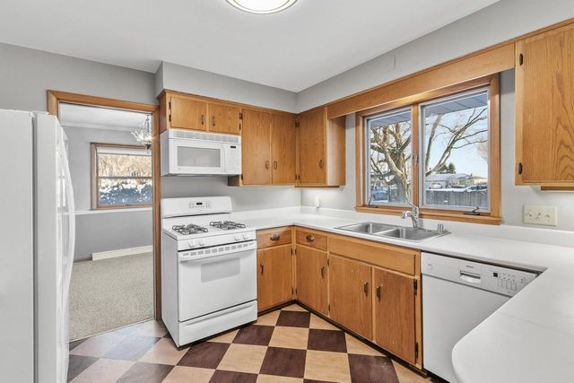 126 Ellickson Street, Arlington, WI 53911