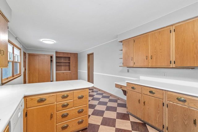 126 Ellickson Street, Arlington, WI 53911