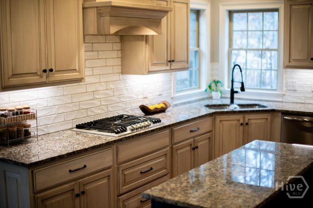 1858 Boulder Ridge Lane, Bishop, GA 30621