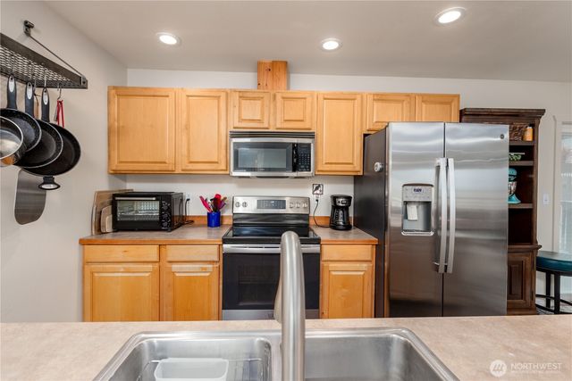 70 Onyx Lane, Sequim, WA 98382