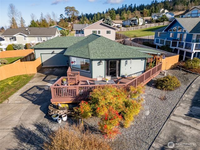 70 Onyx Lane, Sequim, WA 98382