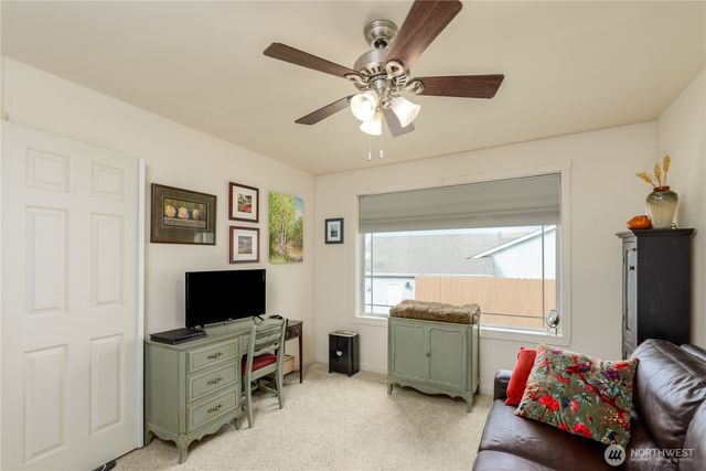 70 Onyx Lane, Sequim, WA 98382