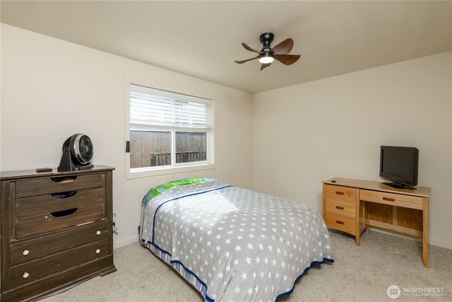 70 Onyx Lane, Sequim, WA 98382