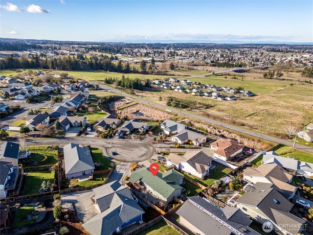 70 Onyx Lane, Sequim, WA 98382