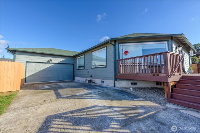 70 Onyx Lane, Sequim, WA 98382