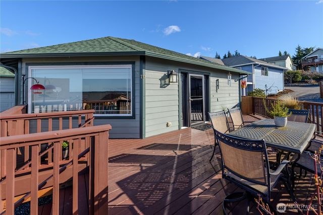 70 Onyx Lane, Sequim, WA 98382