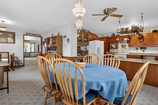 2218 Castle Street, Waterloo, IA 50701