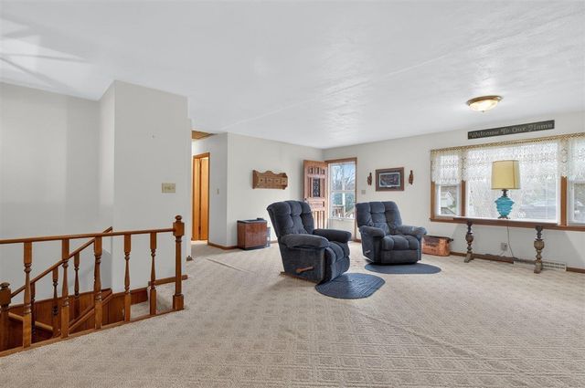 2218 Castle Street, Waterloo, IA 50701